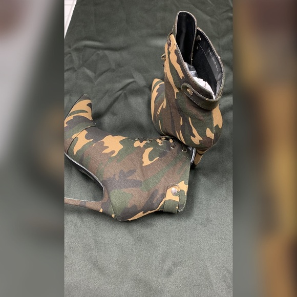 Booties - Picture 3 of 3